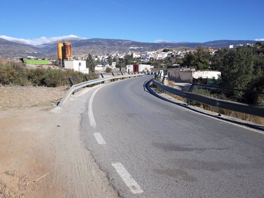 Granada.- Adjudicada por cerca de medio millón de euros las obras de mejora en el acceso a Ugíjar