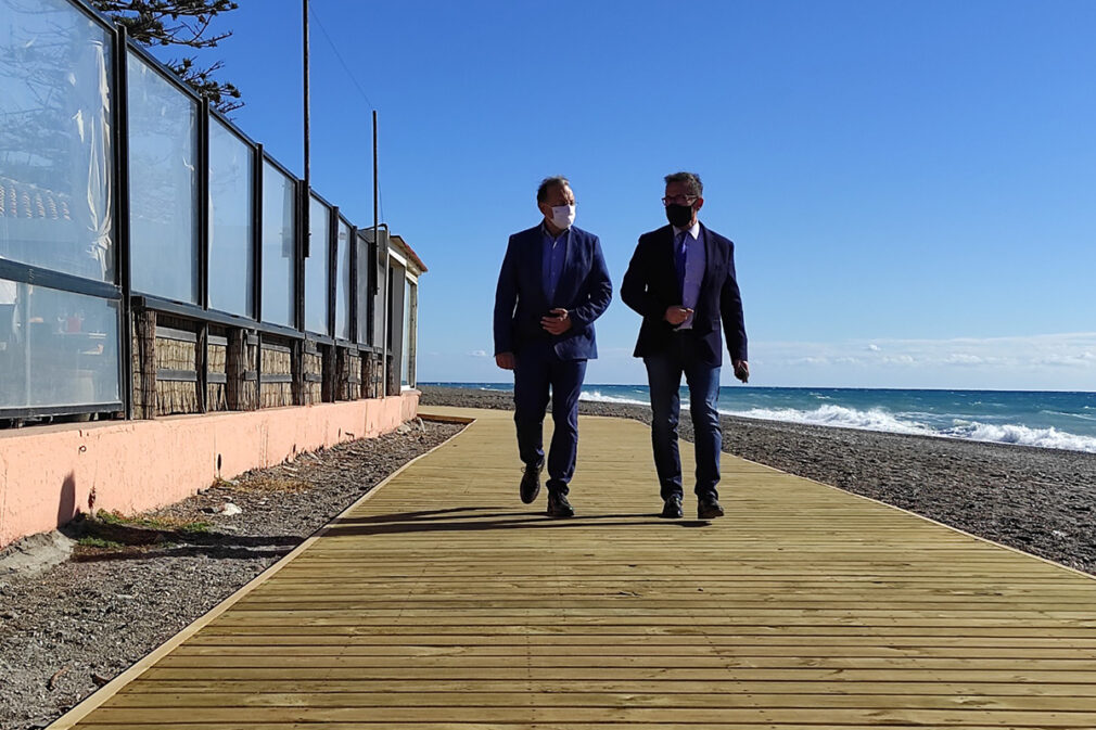 delegado Turismo, Gustavo Rodríguez, y concejal de Turismo y Playas de Motril, José Lemos