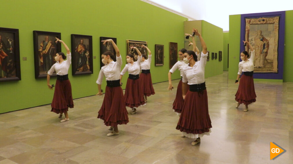 Danza en el museo de bellas artes Carlos Gijon_-6