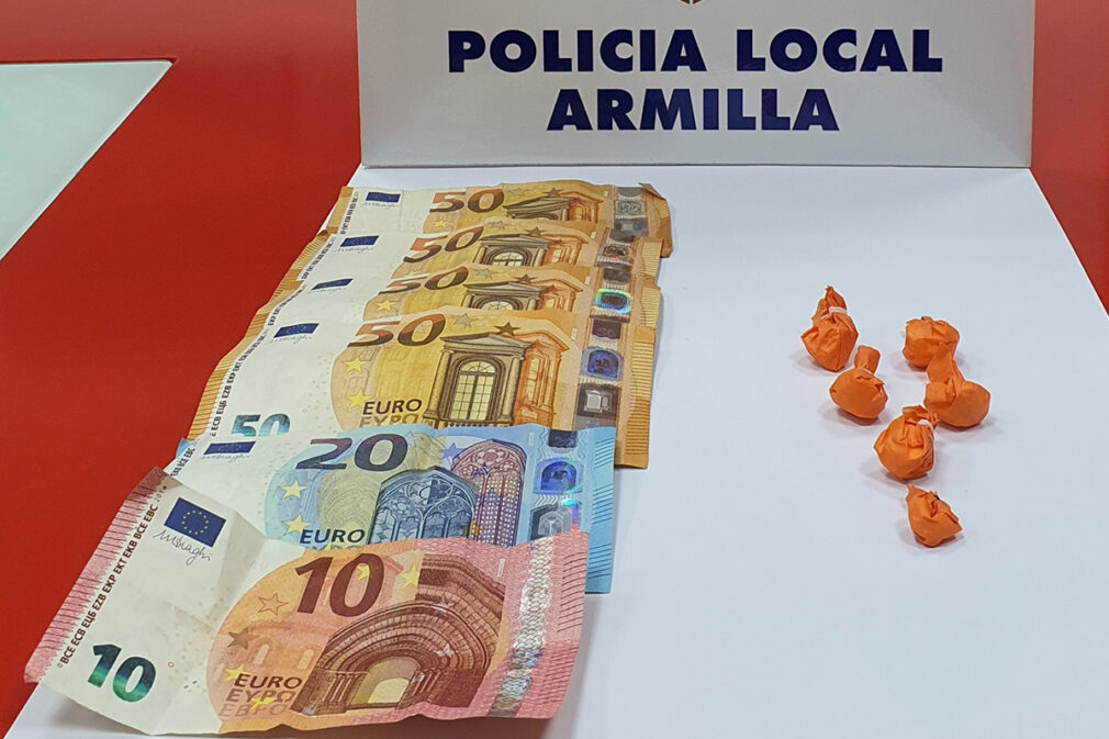 FOTO COCAINA Y DINERO ARMILLA