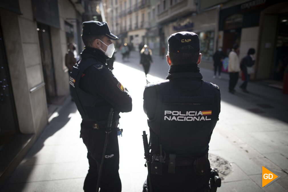 Policia nacional en Granada