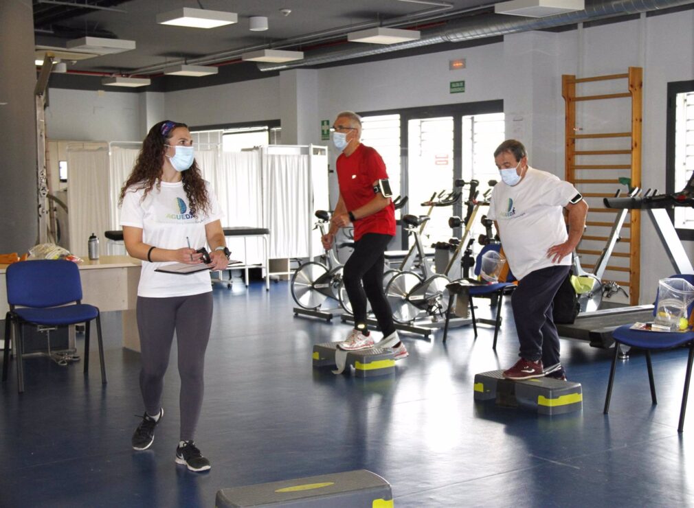 Granada.- Buscan personas de entre 72 y 80 años para un estudio sobre los efectos de la gimnasia contra el Alzheimer