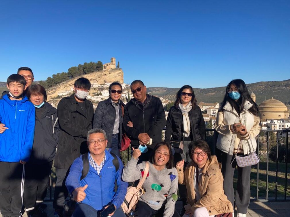 Turistas japoneses Montefrío