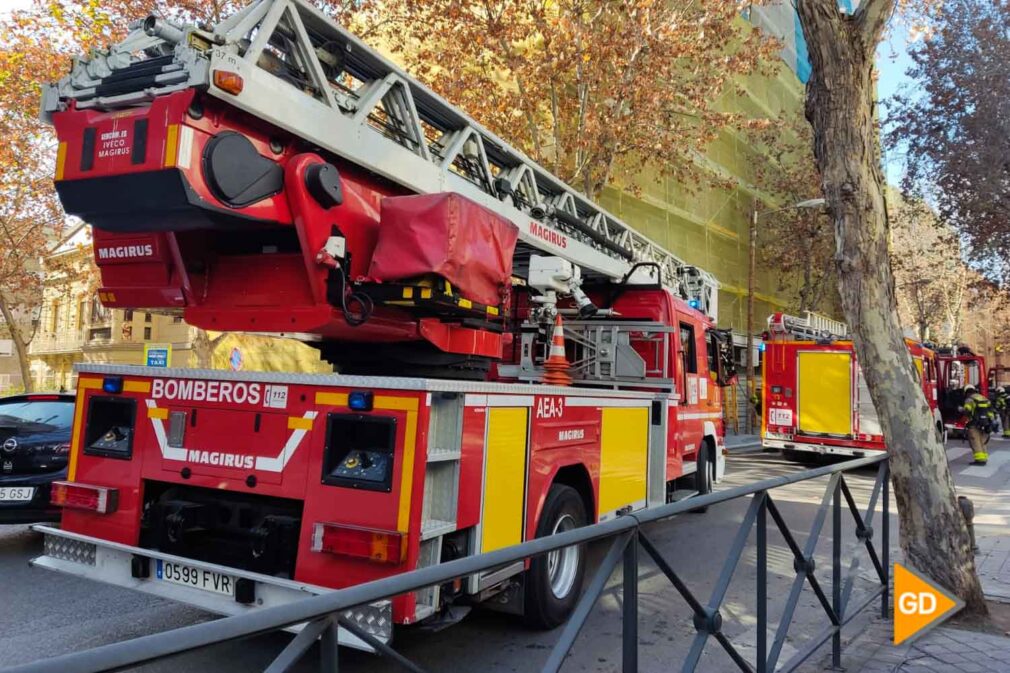 BOMBEROS GRANADA INCENDIO - Dani B-20