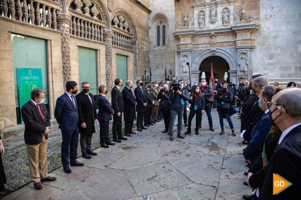 FOTOS - La Toma de Granada se queda por segundo año consecutivo en la intimidad de la Capilla Real-3