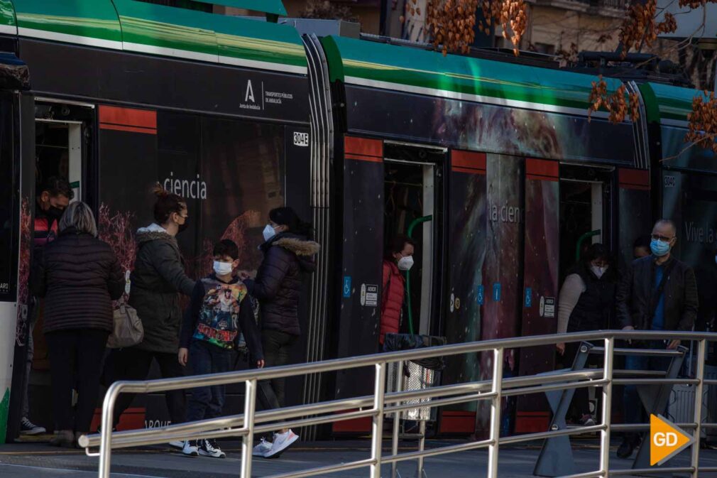 FOTOS Tráfico, bus, metro y taxis (13)