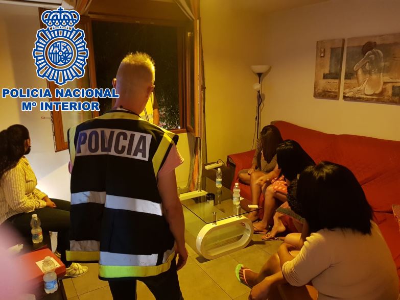 trata mujeres policia nacional