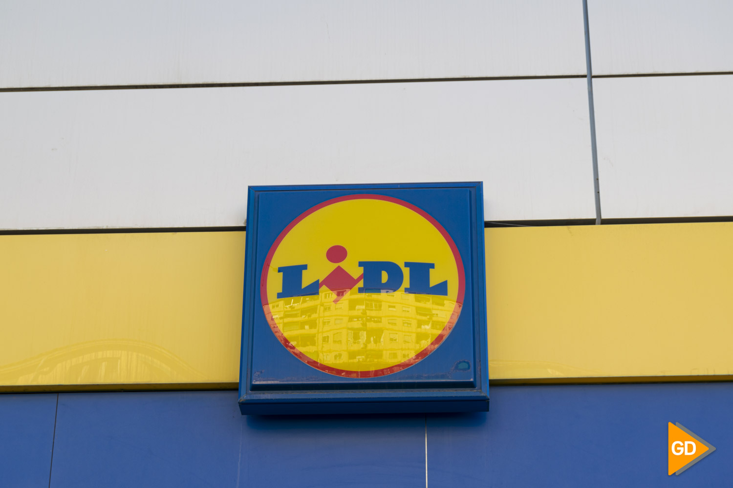 Imagen del exterior de una tienda Lidl | Foto: Clara J Franco