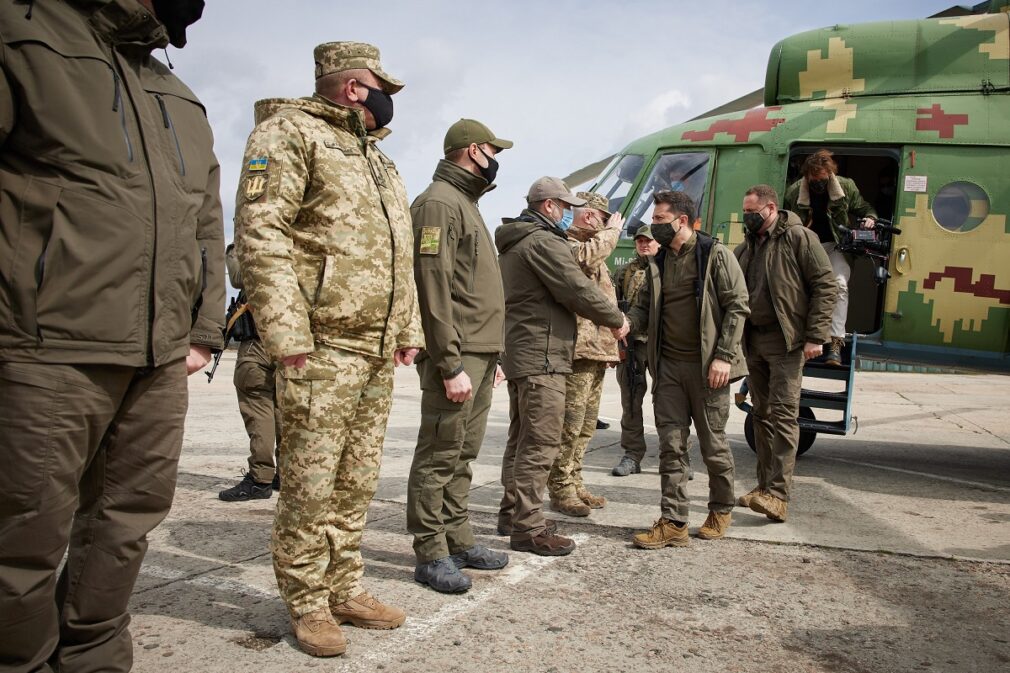 Ucrania.- Zelenski promulga una ley que facilita el reclutamiento de reservistas en Ucrania