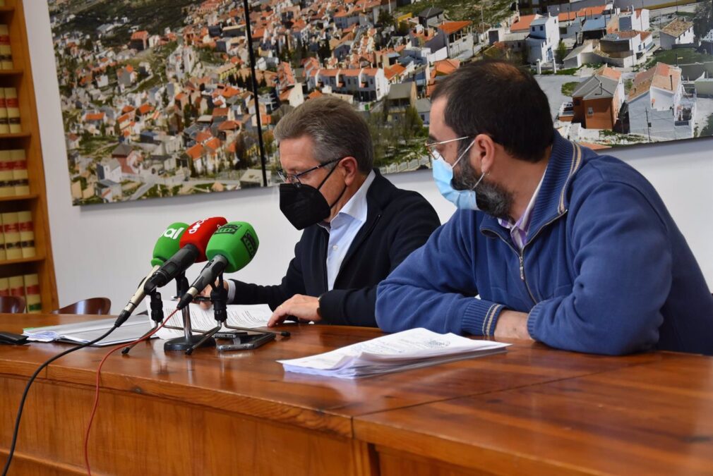 Granada.- Aprobada en Baza la subida del precio de la hora del servicio de ayuda a domicilio