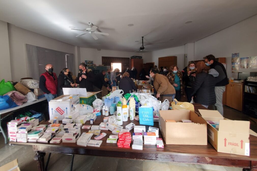 Campaña de recogida de alimentos Iglesia del Ángel Custodio del Zaidín Granada