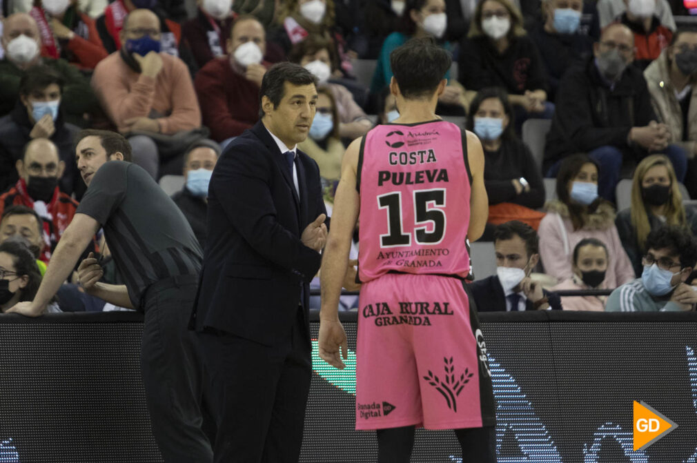 Foto Antonio L Juarez - Fundacion CB Granada Oviedo Baloncesto-11