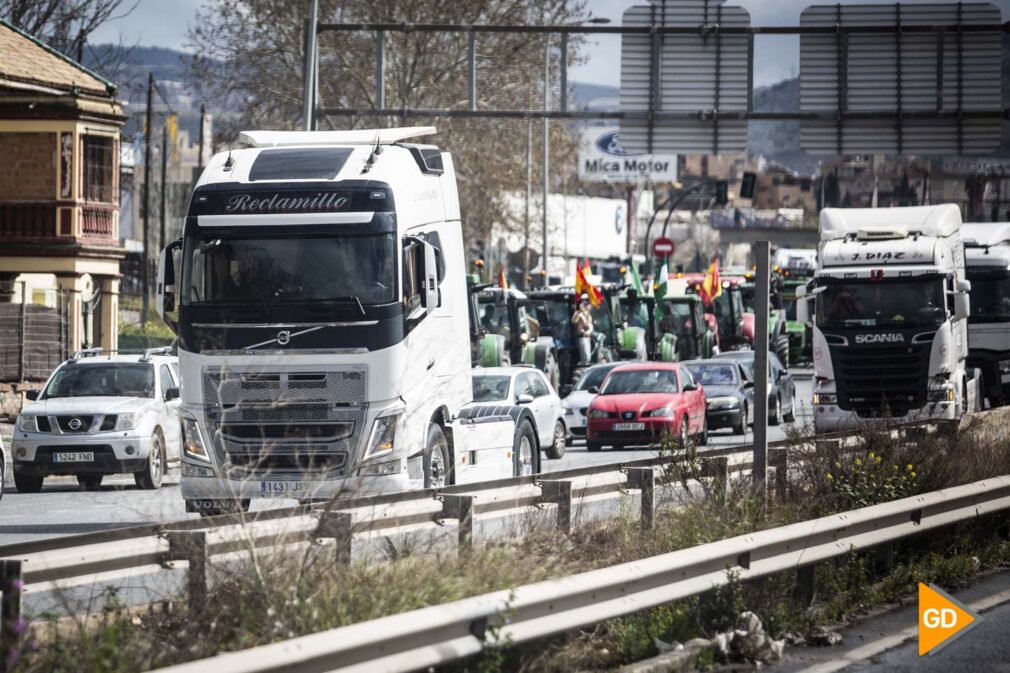 Protestas de los transportistas en MercaGranada