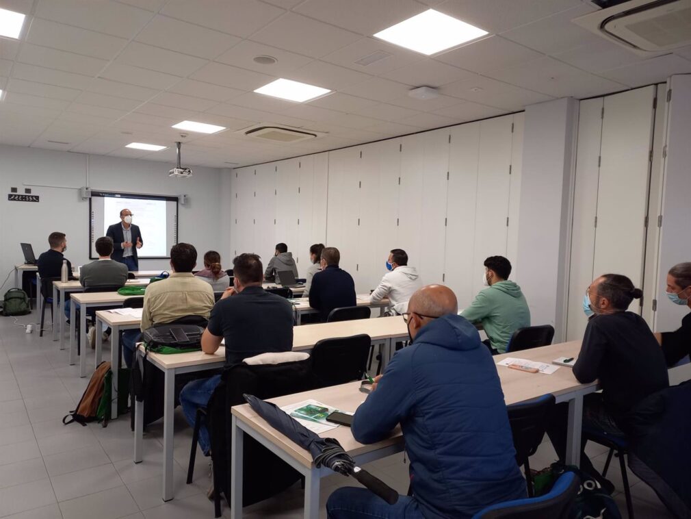 Granada.- Educación.- El IAD ofrece un taller sobre el gasto energético y su aplicación en la salud y el deporte