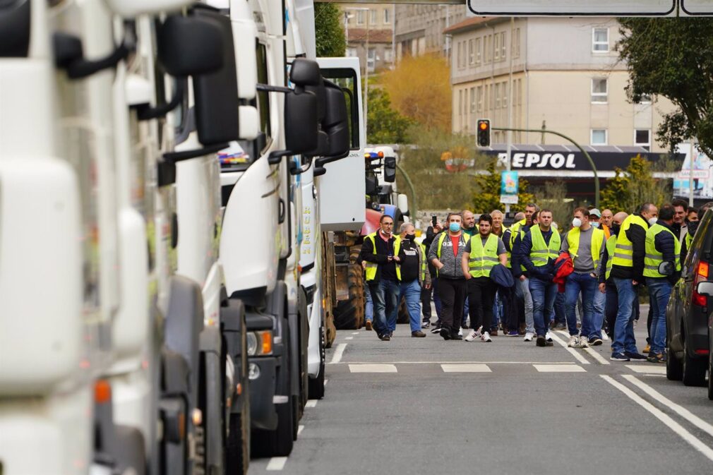 Granada.- Mayoristas de pescado advierten de desabastecimiento y cierre de pescaderías por la huelga de transporte