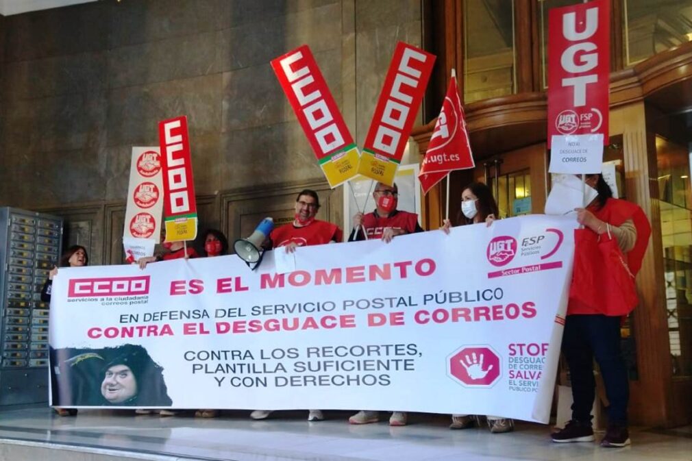 encierro-sindicatos-correos-granada