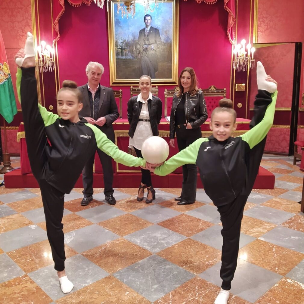 Granada.- Más de medio centenar de niñas participan este domingo en el Torneo Lidia Redondo de gimnasia rítmica