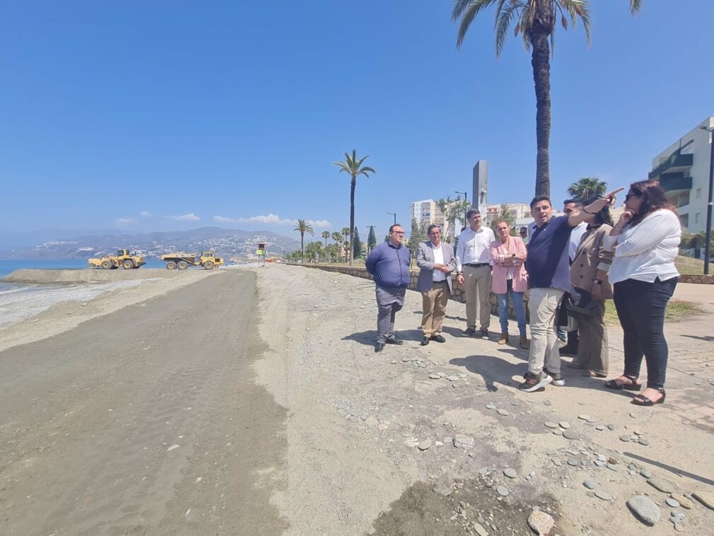 Granada.- Los trabajos en las playas afectadas por el temporal de abril finalizarán antes de la Noche de San Juan