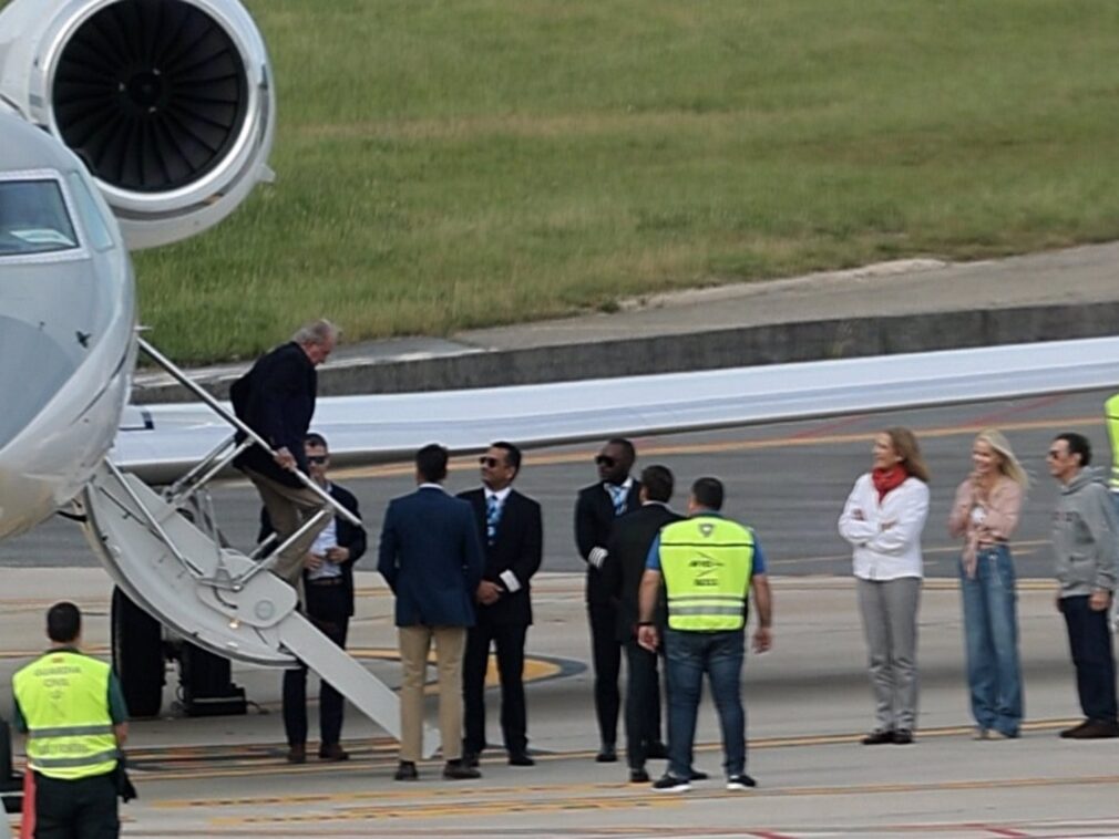 DON JUAN CARLOS I LLEGA A ESPAÑA