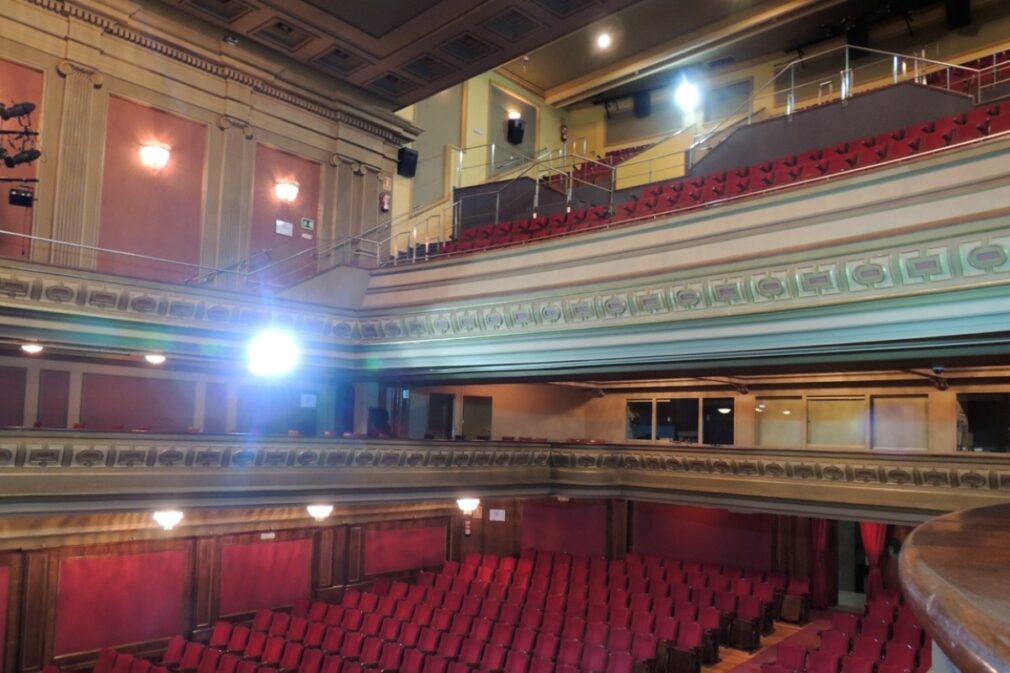 teatro Isabel la Católica