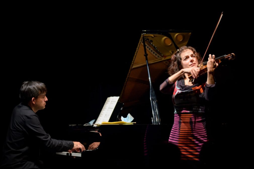 Liana Gourdjia y Josu Okiñena