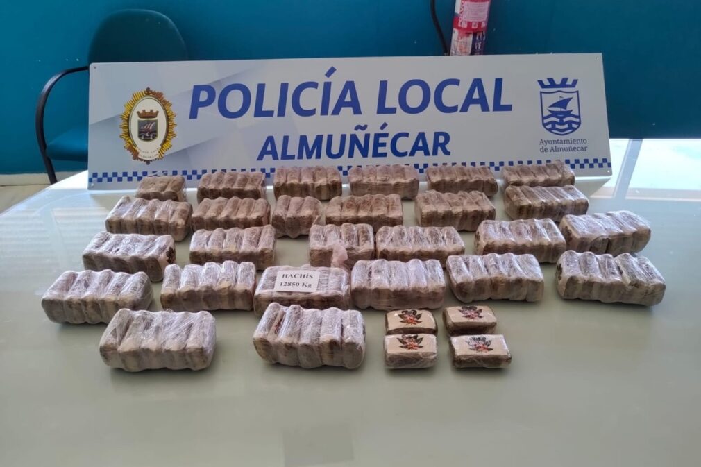 DROGA INACUTADA POR LA POLICIA LOCAL ALMUÑÉCAR 22