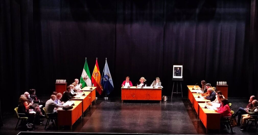 Granada.- El Pleno de Almuñécar se reúne este martes para elegir alcalde tras la renuncia de Trinidad Herrera
