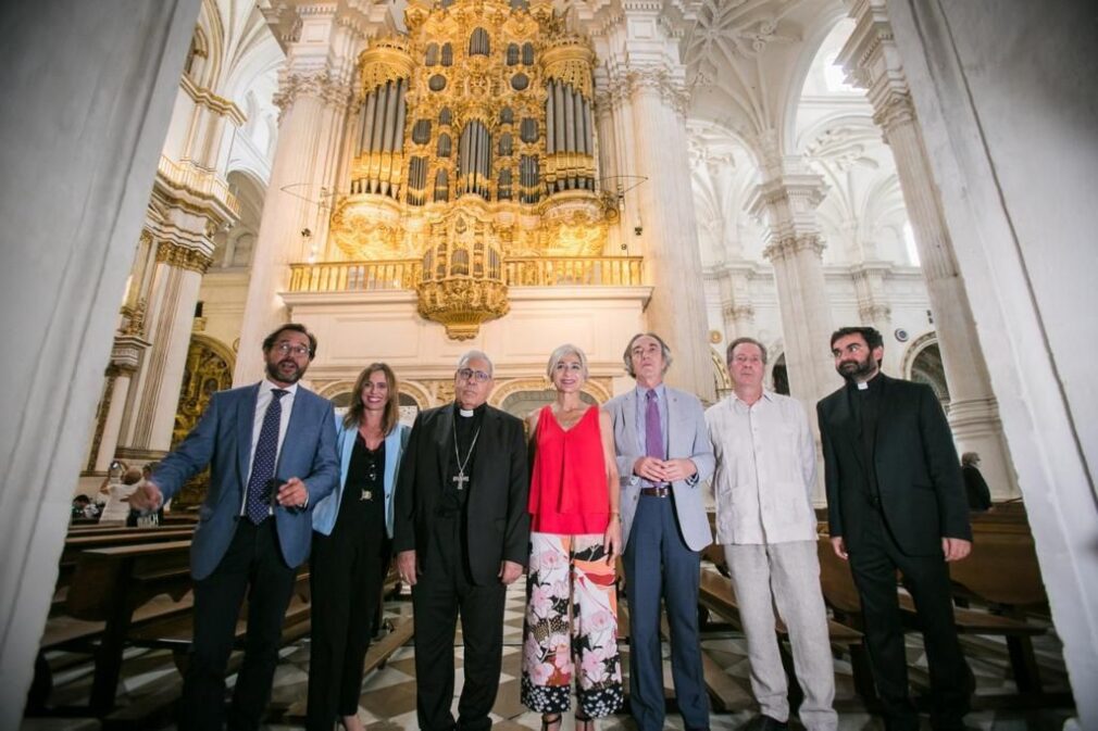 La consejera de Cultura y Patrimonio Histórico en funciones, Patricia del Pozo, ha visitado esta semana los trabajos de restauración en el órgano de la Catedral de Granada. - JUNTA DE ANDALUCÍA