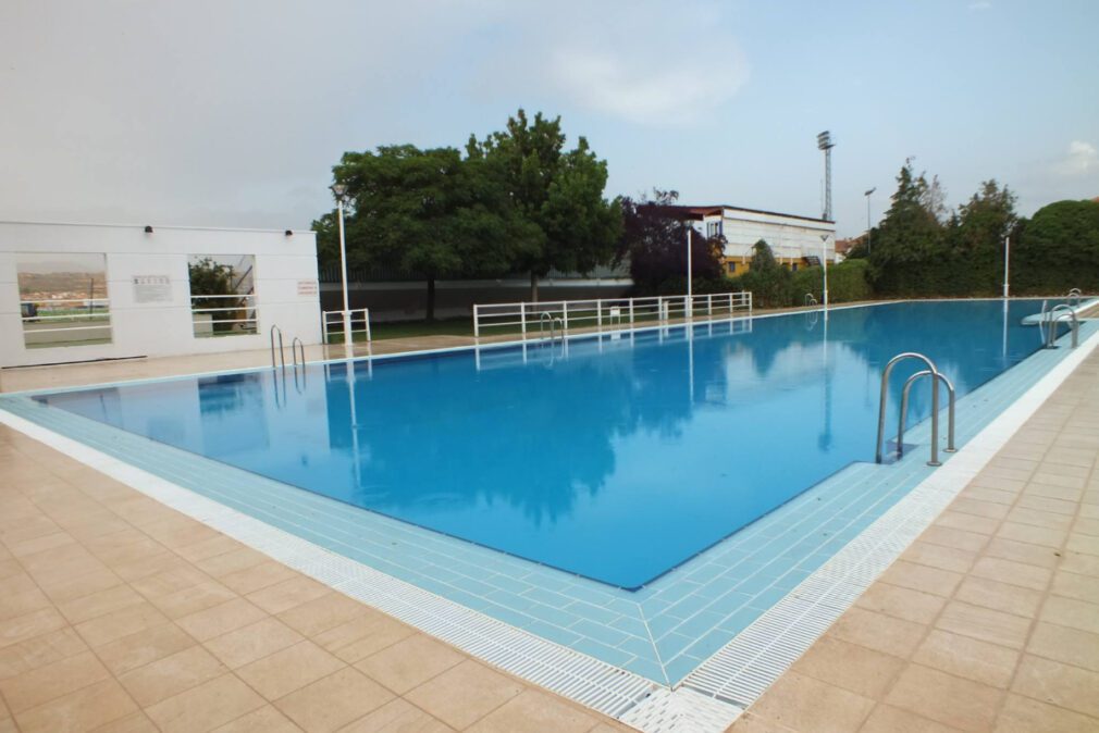 Piscina municipal Guadix