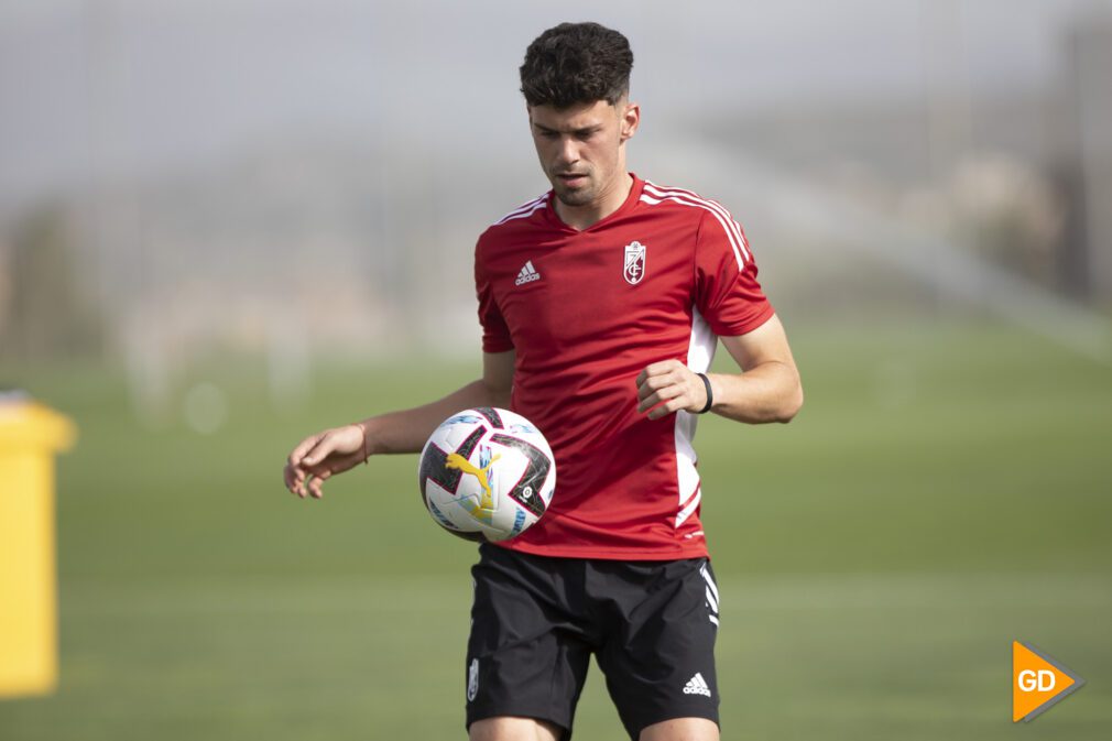 Primer entrenamiento del Granada CF