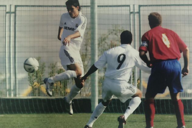 José Callejón controla el balón durante un partido con el juvenil del Real Madrid | Foto: GD