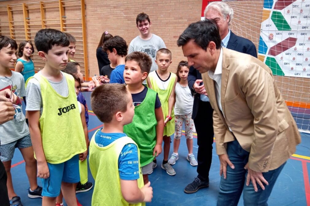 paco-cuenca-ayuntamiento-granada-europa-press-escuela-verano