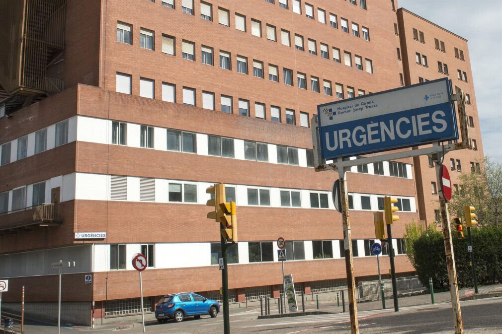 Fachada y entrada de Urgencias del Hospital Universitario de Girona Doctor Josep Trueta, en una imagen de archivo - Glòria Sánchez - Europa Press