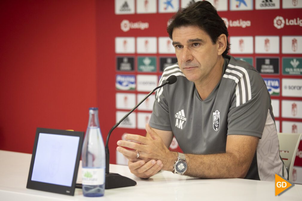 Rueda de prensa de Karanka entrenador del Granada CF