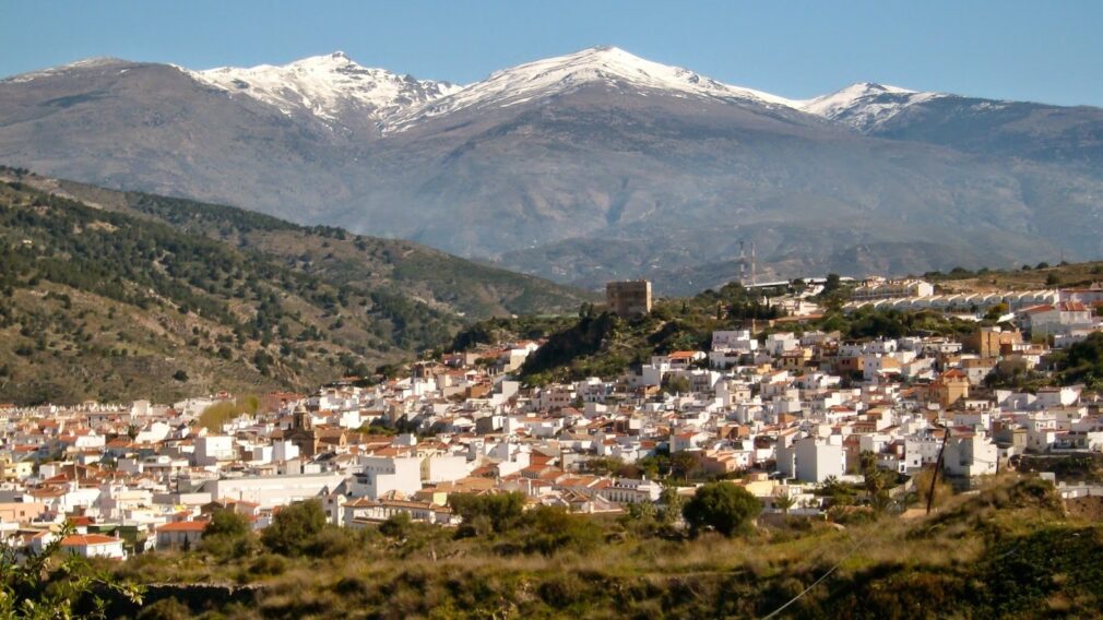 Vélez_de_Benaudalla,_en_Granada_(España)