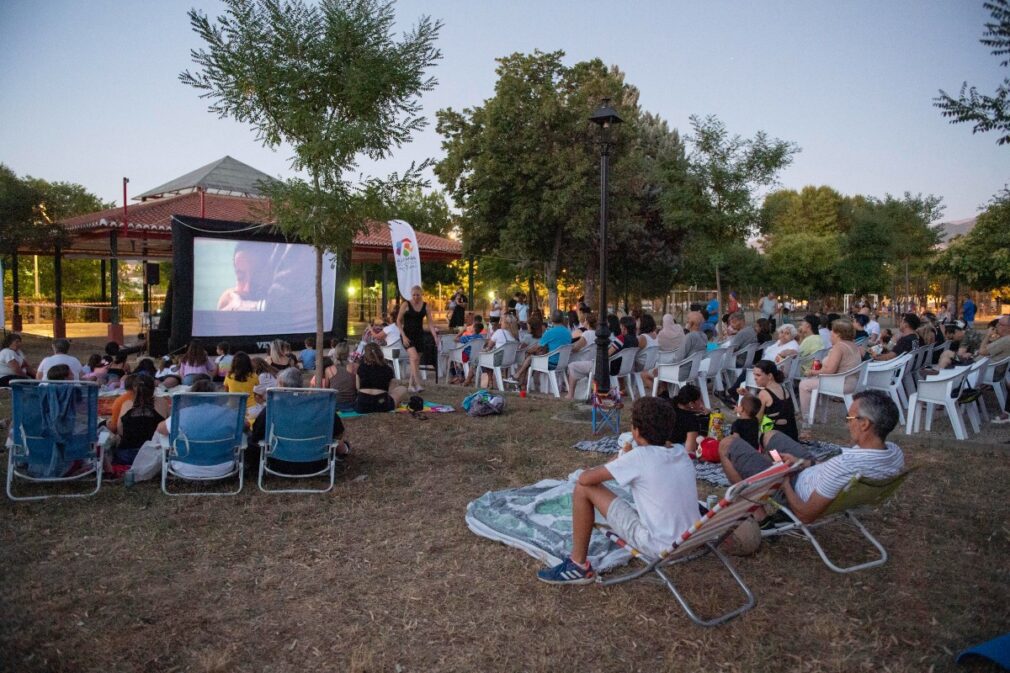 cine-verano-armilla-abierto-vacaciones