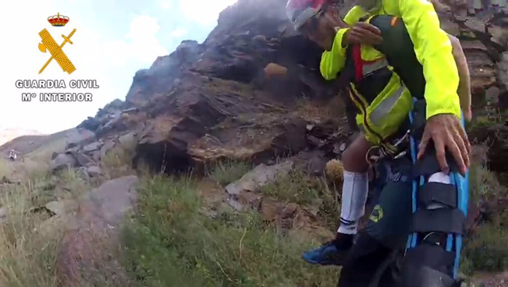 Granada.-Sucesos.-Los rescates en montaña ascienden a 70 en lo que va de año, la mayoría por desconocimiento de riesgos