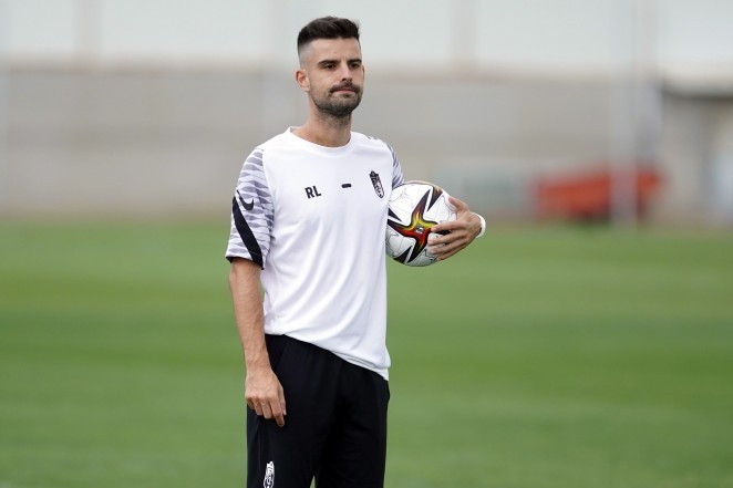 roger-lamesa-entrenador-granada-cf-femenino