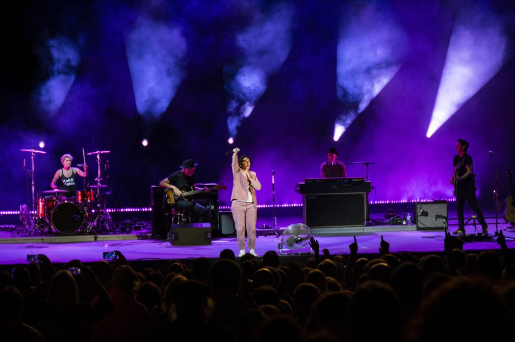 Actuación de Texas en el Ciclo 1001 Músicas-CaixaBank del Teatro del Generalife