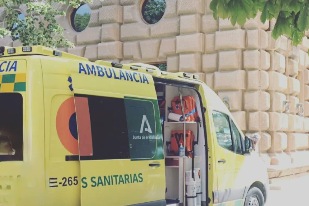 Ambulancia Alhambra 061