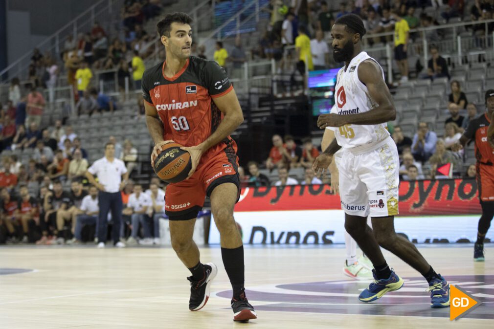 Foto Antonio L Juarez- Partido de pretemporada entre el Coviran Granada y el Casademont Zaragoza -9