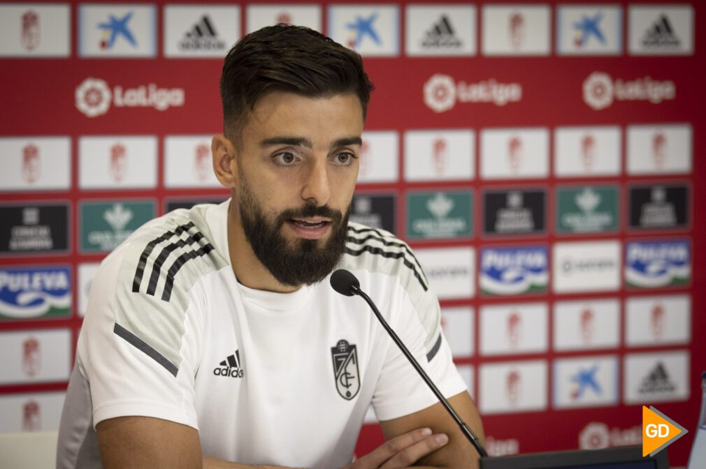 Rueda de prensa de Andres Ferreira en la Ciudad Deportiva del Granada CF