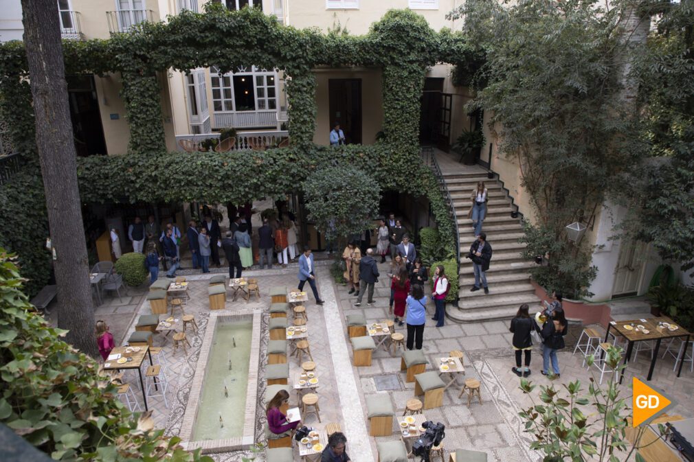 Jardín Cervezas Alhambra llega a Granada para disfrutar de un tardeo cervecero, música y gastronomía-1