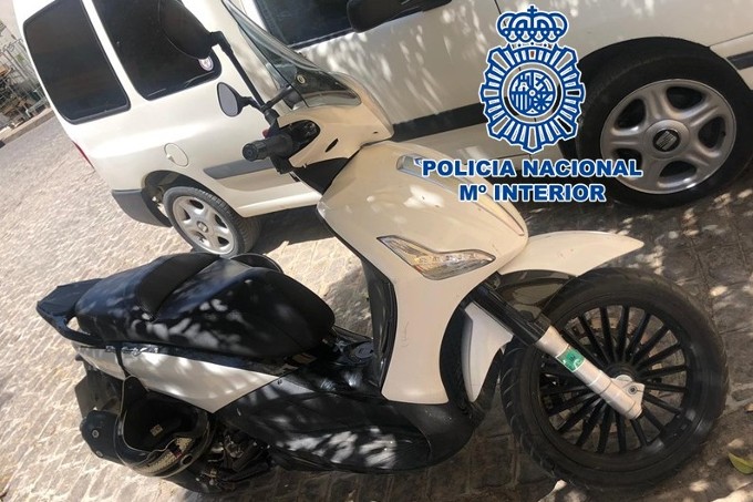Motocicleta recuperada-policia-nacional-granada