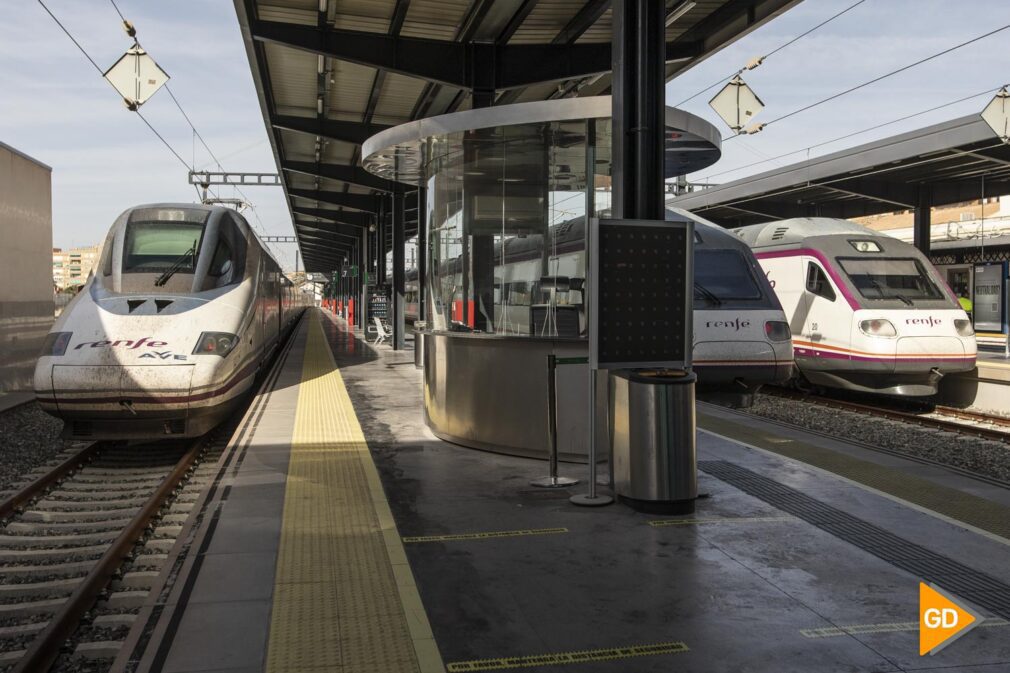 Xavier Flores y Paco Cuenca informan sobre el proyecto de ampliación de la estación de tren