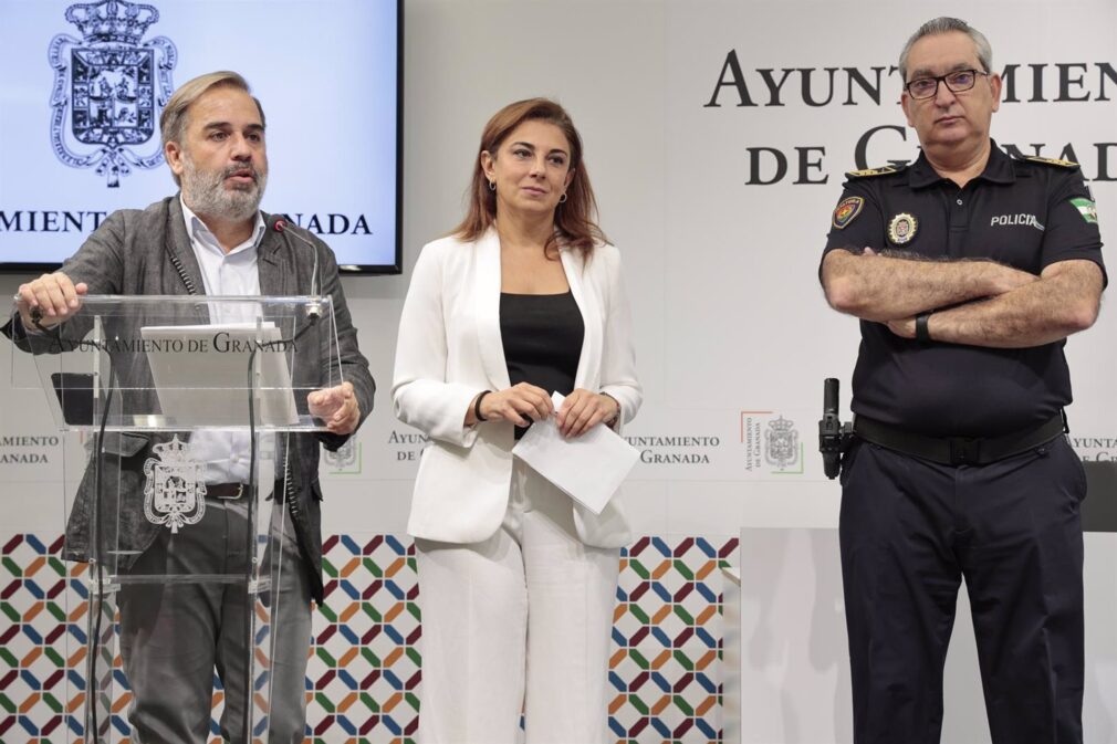 Granada.- El Ayuntamiento situó en agosto el periodo medio de pago a proveedores en 77 días