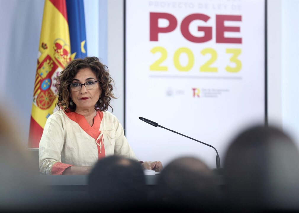 La ministra de Hacienda y Función Pública, María Jesús Montero, en la rueda de prensa tras el Consejo de Ministros Foto Eduardo Parra - Europa Press