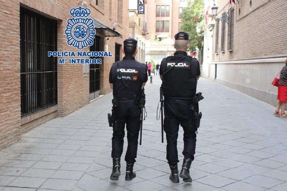 Patrulla policial centro granada