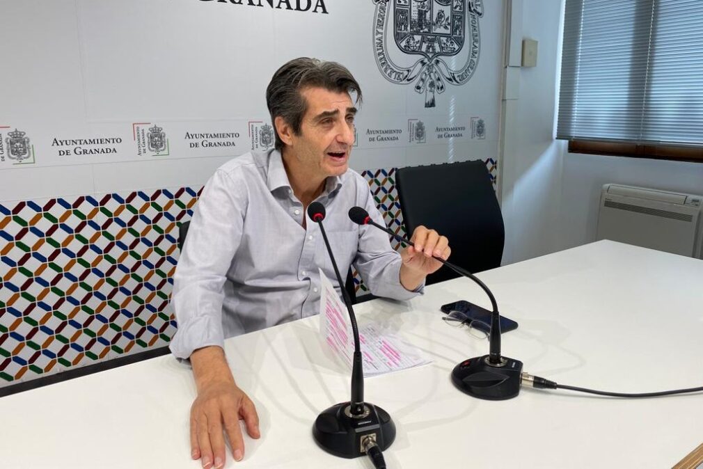 antonio-cambril-unidas-podemos-adelante-andalucia-comparecencia-taxis-vtc