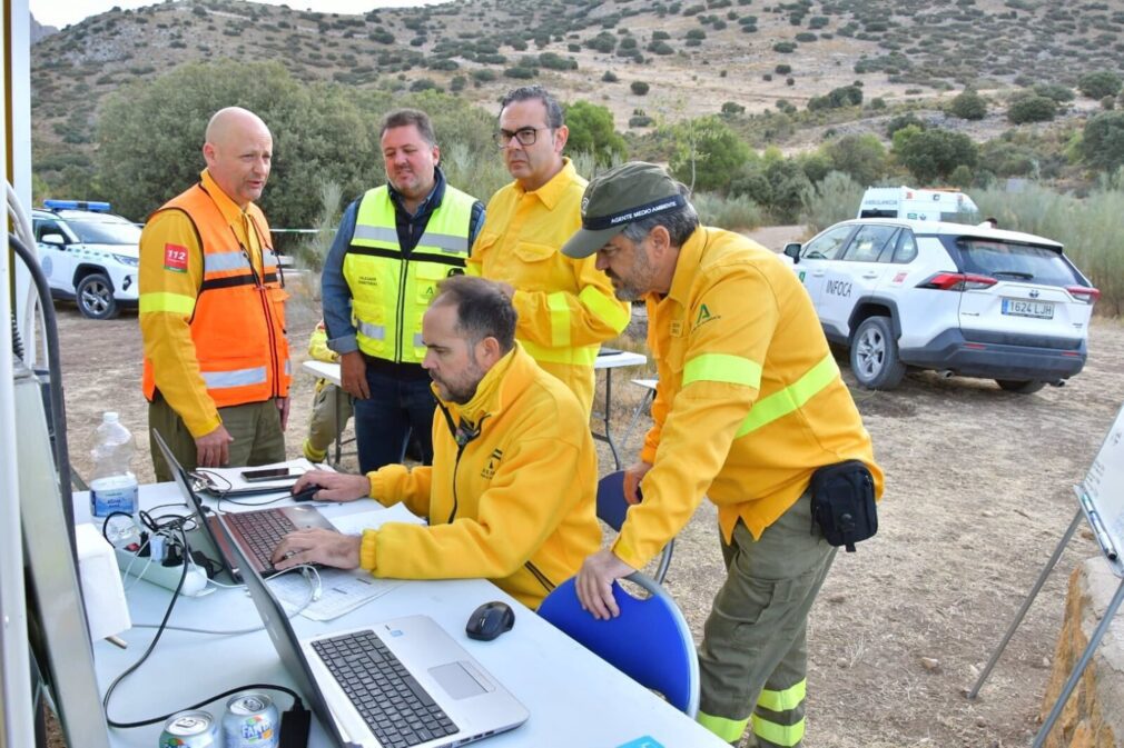 La investigación en Iznalloz halla varios puntos de ignición corroborados por un testimonio directo